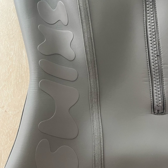 NWT skims one piece swim suit - Picture 4 of 5